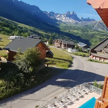 La Serenite Des Aiguilles
